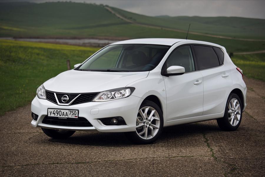  Nissan Tiida 2015 года  (CIS) (фото 22 из 30)